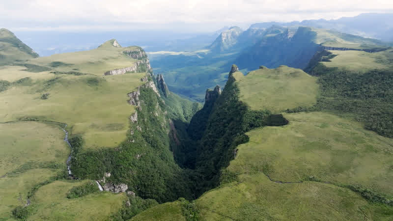 Serras e Montanhas